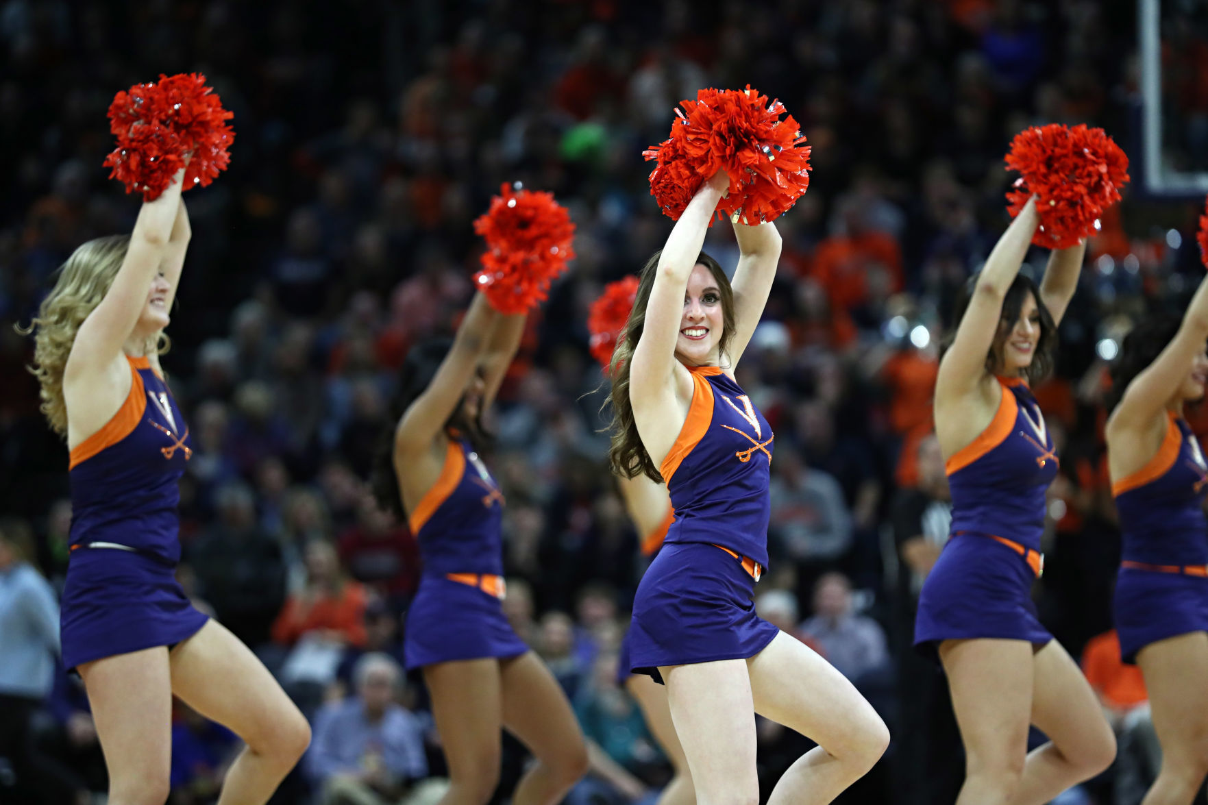20191222_cdp_sports_uvahoops377.JPG